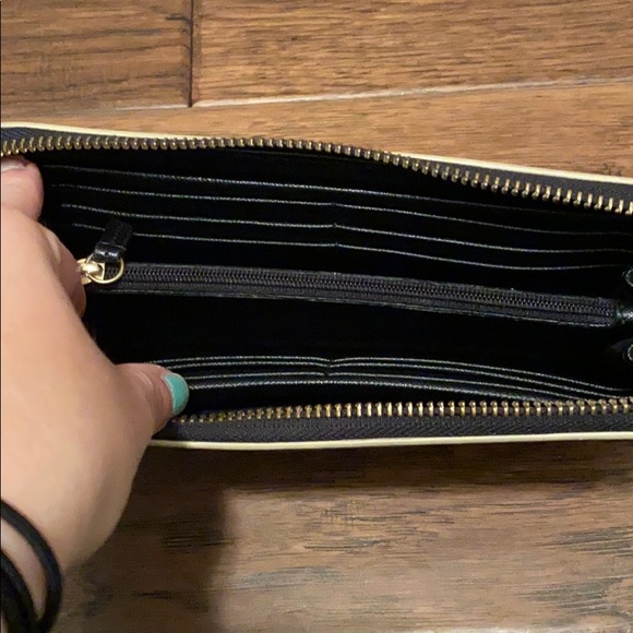 Fossil wallet - Picture 2 of 5